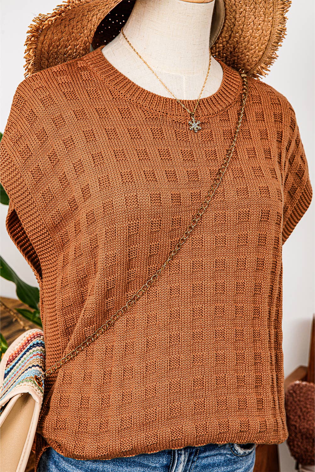 Round Neck Textured Knit Sweater Vest