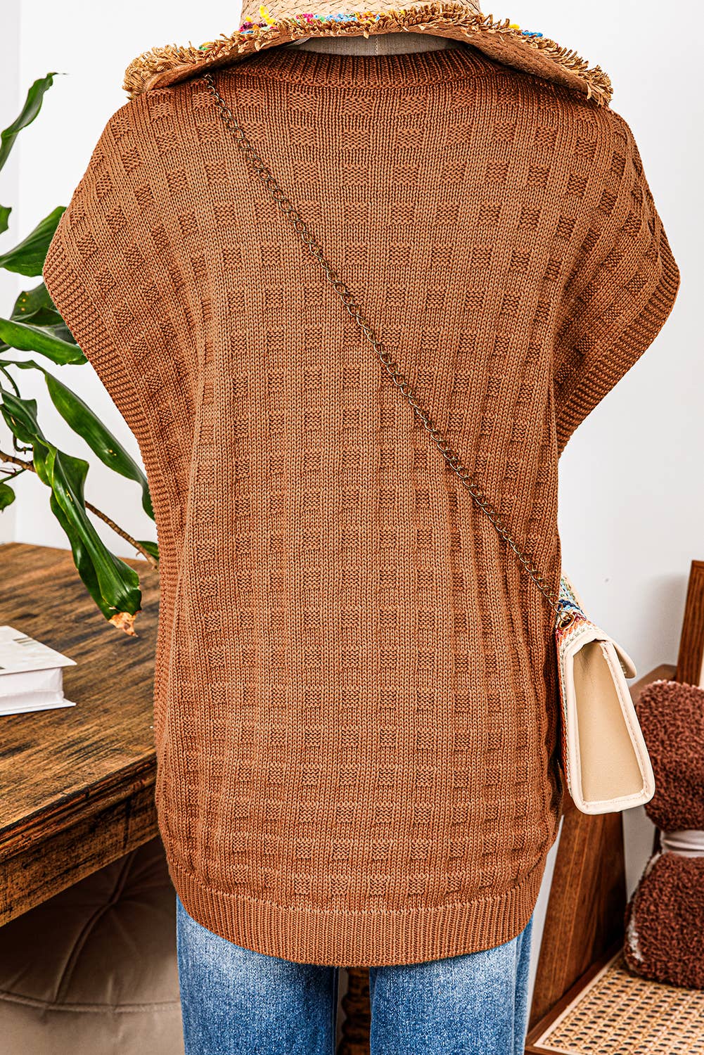 Round Neck Textured Knit Sweater Vest